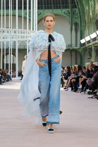Look 72